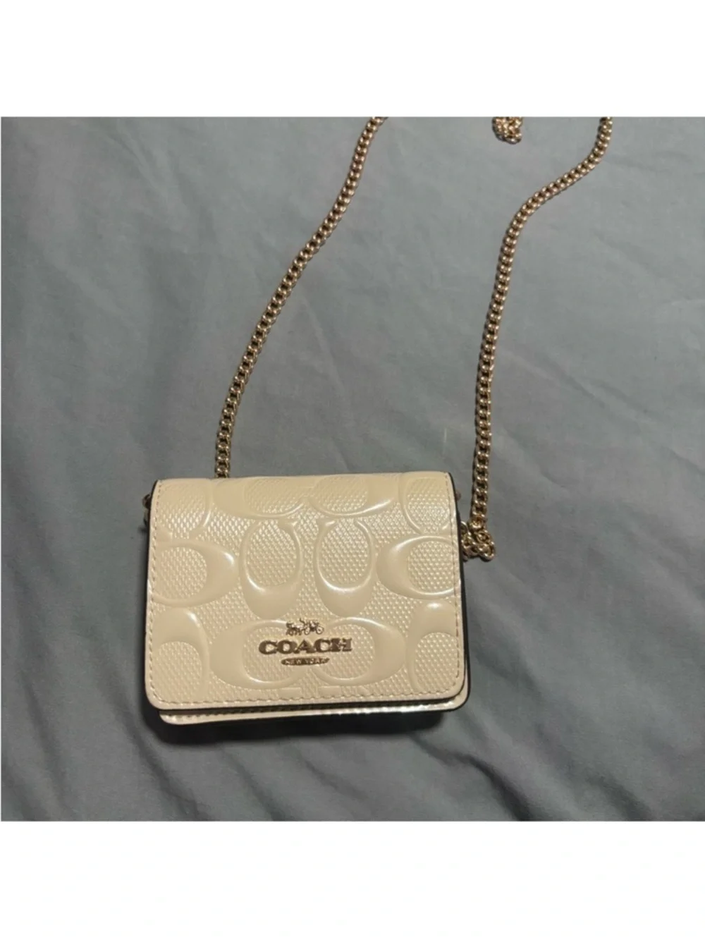 COACH Cream Patent Leather Signature Crossbody with Gold Chain - Picture 1 of 2